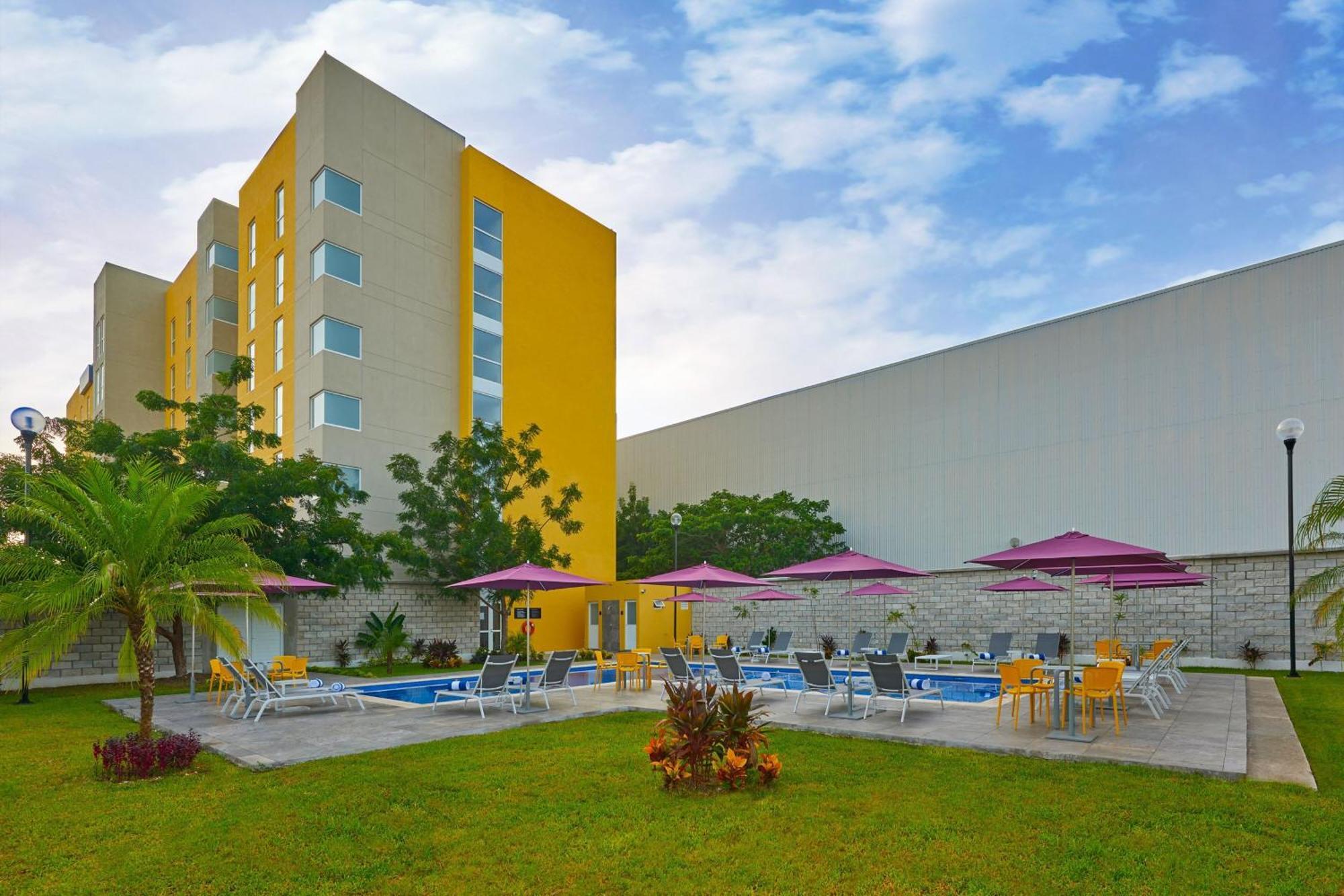 City Express By Marriott Mérida Dış mekan fotoğraf