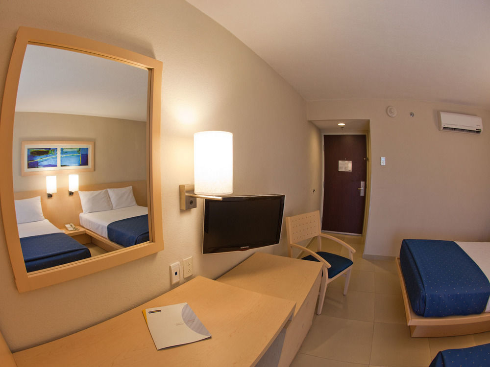 City Express By Marriott Mérida Dış mekan fotoğraf